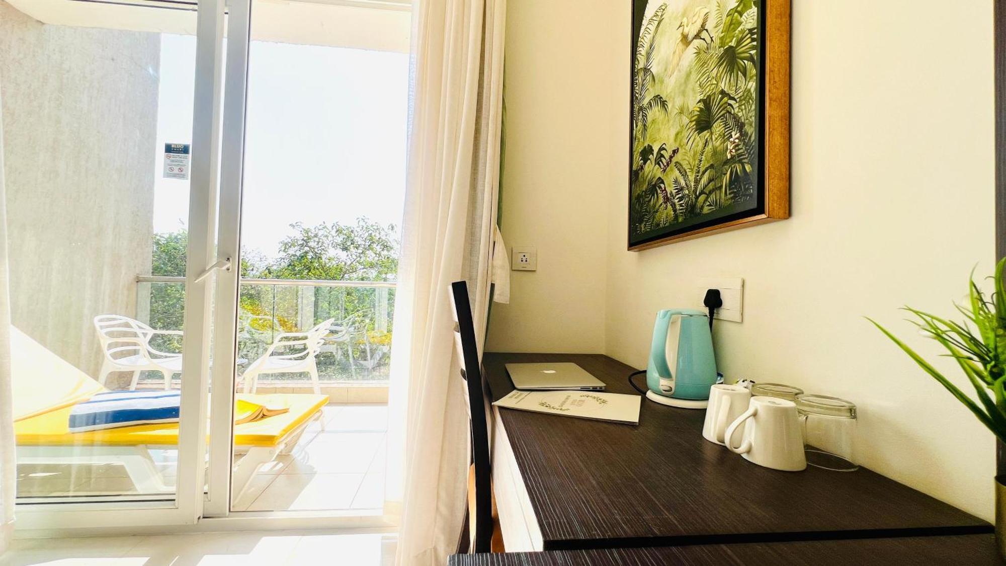 Bluo Amani Vagator - Boutique Hotel Goa Anjuna Room photo